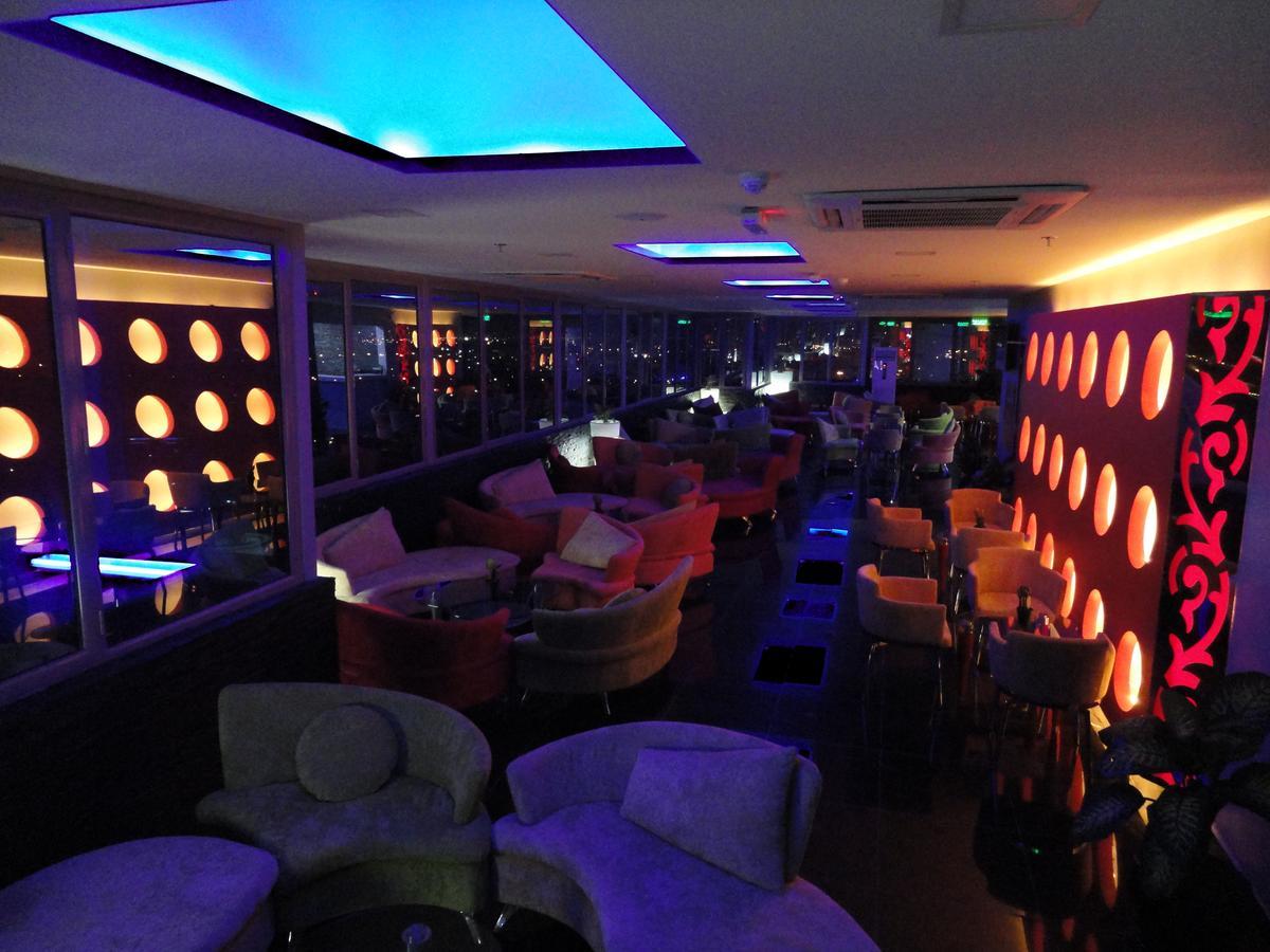 Al Andalus Plaza Hotel Manamah Buitenkant foto