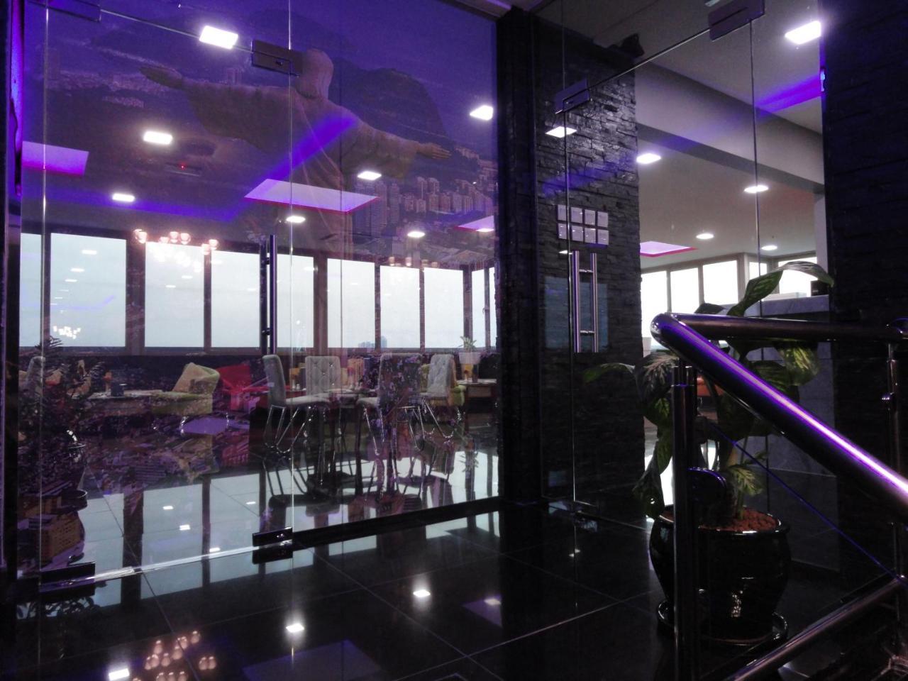 Al Andalus Plaza Hotel Manamah Buitenkant foto